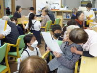 「初めまして、私の名前は・・・・」